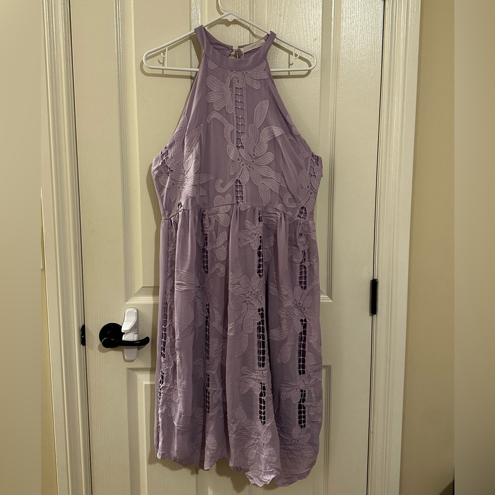 Elegant Lavender Lace Halter Dress